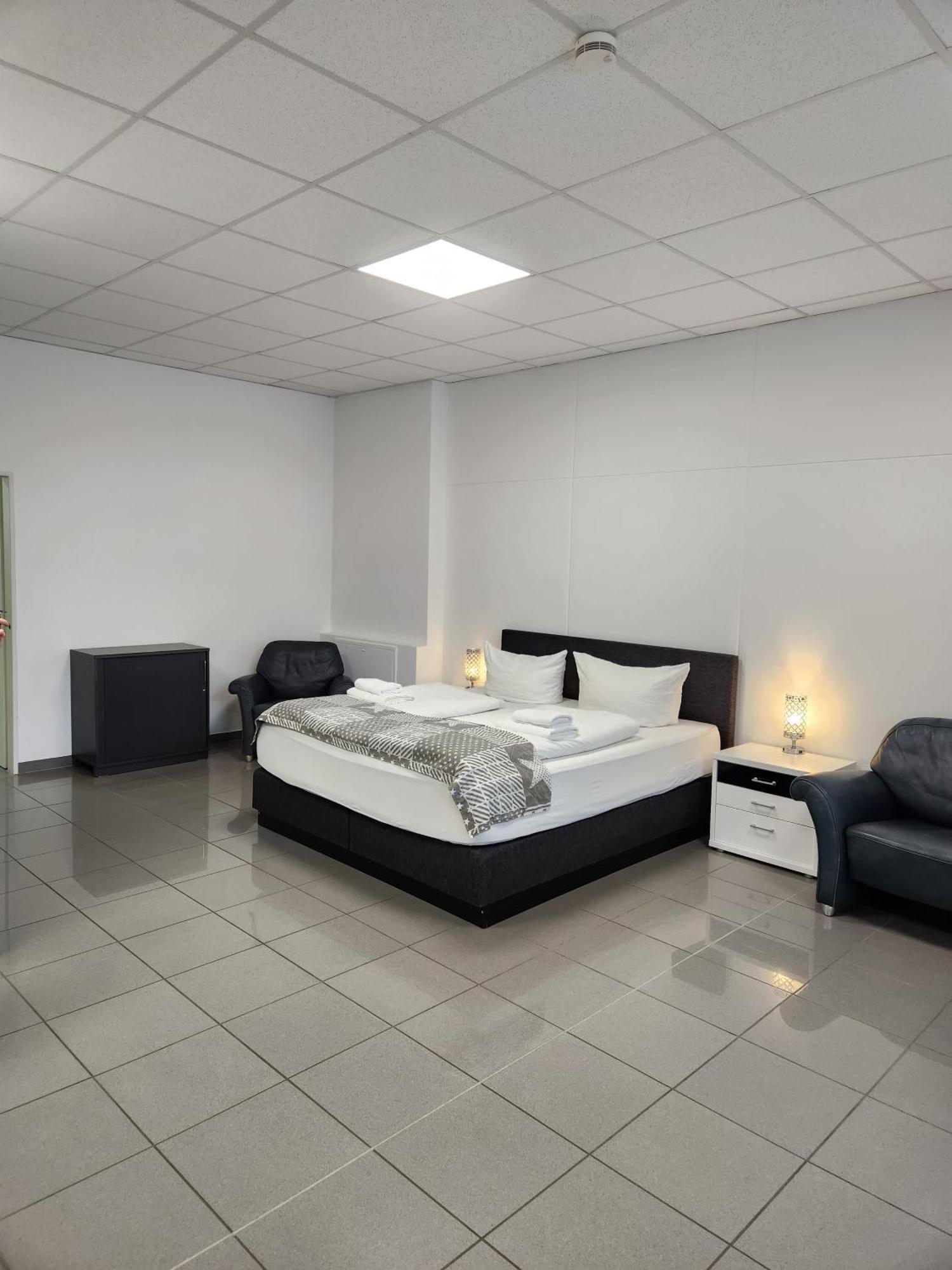 City J&L Apartment Zentrale Lage 弗赖堡 外观 照片