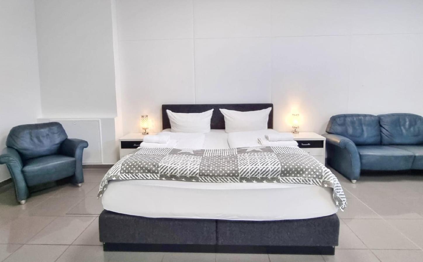 City J&L Apartment Zentrale Lage 弗赖堡 外观 照片